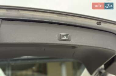 Внедорожник / Кроссовер Audi Q5 2016 в 