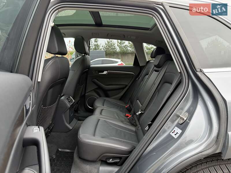 Позашляховик / Кросовер Audi Q5 2016 в Львові
