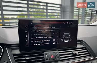 Внедорожник / Кроссовер Audi Q5 2021 в 