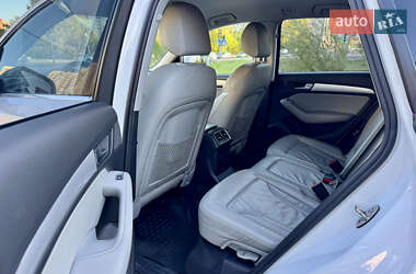Позашляховик / Кросовер Audi Q5 2012 в 