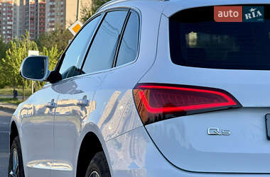 Позашляховик / Кросовер Audi Q5 2012 в 