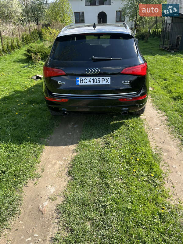 Внедорожник / Кроссовер Audi Q5 2015 в Городке