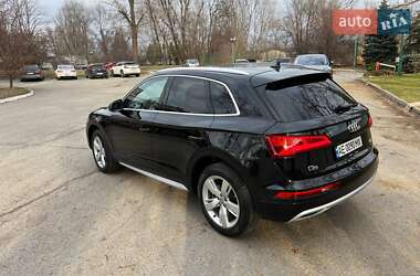 Внедорожник / Кроссовер Audi Q5 2017 в 
