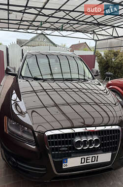 Внедорожник / Кроссовер Audi Q5 2010 в 
