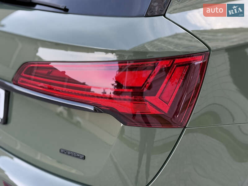 Внедорожник / Кроссовер Audi Q5 2021 в Одессе