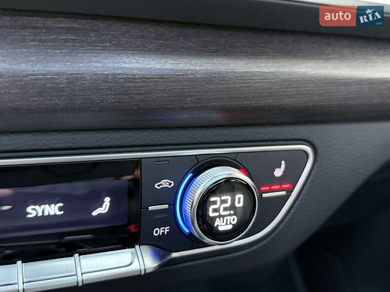 Внедорожник / Кроссовер Audi Q5 2021 в Одессе