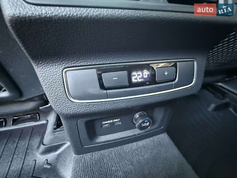 Внедорожник / Кроссовер Audi Q5 2021 в Одессе