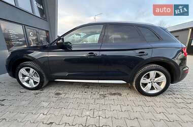 Позашляховик / Кросовер Audi Q5 2017 в 
