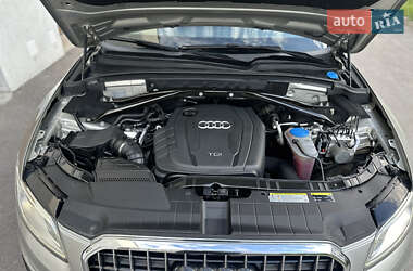Позашляховик / Кросовер Audi Q5 2012 в 