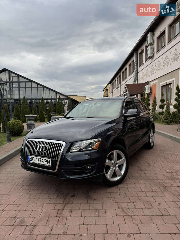 Позашляховик / Кросовер Audi Q5 2011 в 