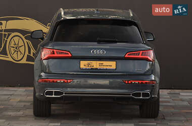 Позашляховик / Кросовер Audi Q5 2017 в 