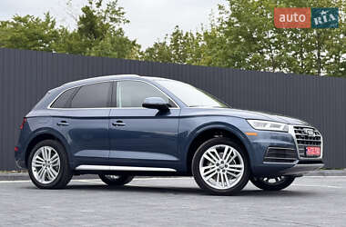 Внедорожник / Кроссовер Audi Q5 2018 в 