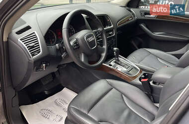 Внедорожник / Кроссовер Audi Q5 2012 в 