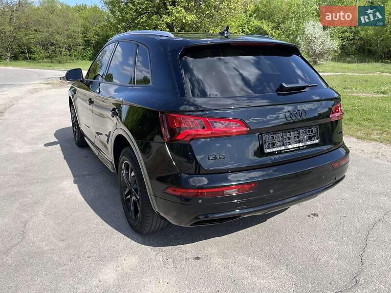 Внедорожник / Кроссовер Audi Q5 2018 в Днепре