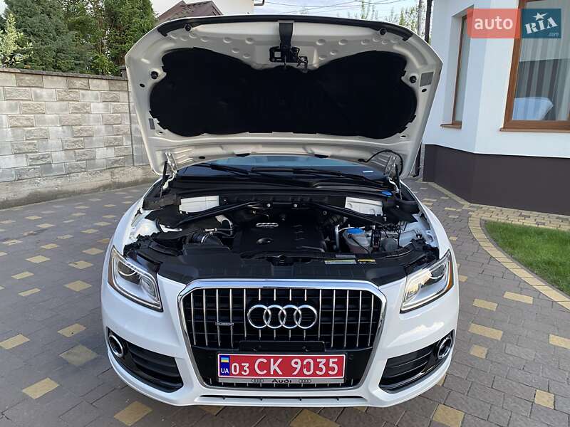 Позашляховик / Кросовер Audi Q5 2015 в Рівному