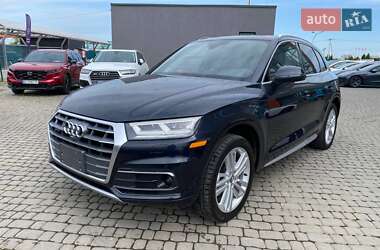 Внедорожник / Кроссовер Audi Q5 2018 в 
