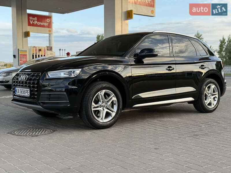 Внедорожник / Кроссовер Audi Q5 2017 в Киеве