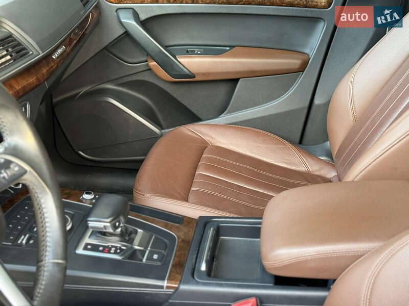 Внедорожник / Кроссовер Audi Q5 2017 в Киеве