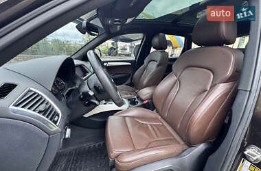 Внедорожник / Кроссовер Audi Q5 2012 в 