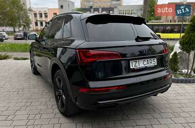 Внедорожник / Кроссовер Audi Q5 2022 в 