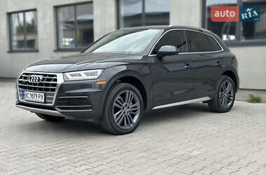 Внедорожник / Кроссовер Audi Q5 2019 в 