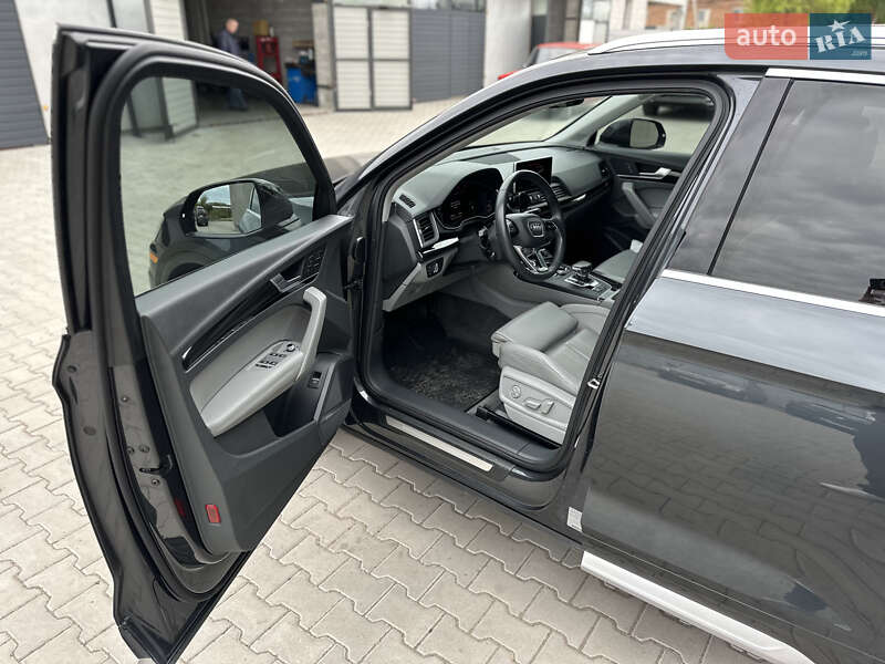 Внедорожник / Кроссовер Audi Q5 2019 в Львове