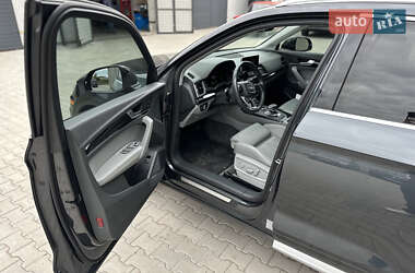 Внедорожник / Кроссовер Audi Q5 2019 в 