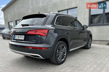 Внедорожник / Кроссовер Audi Q5 2019 в 