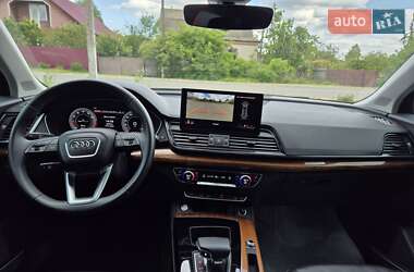 Внедорожник / Кроссовер Audi Q5 2022 в 