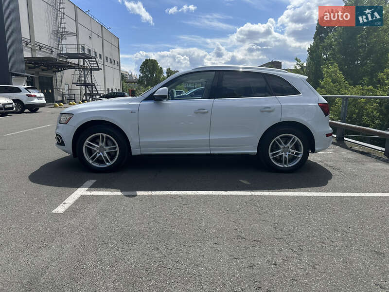 Внедорожник / Кроссовер Audi Q5 2016 в Киеве