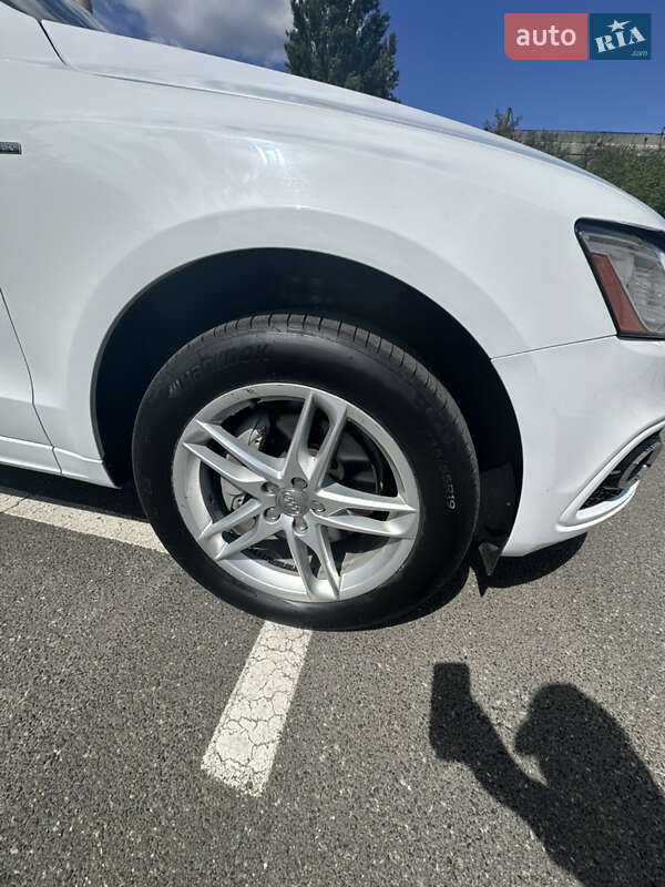 Внедорожник / Кроссовер Audi Q5 2016 в Киеве