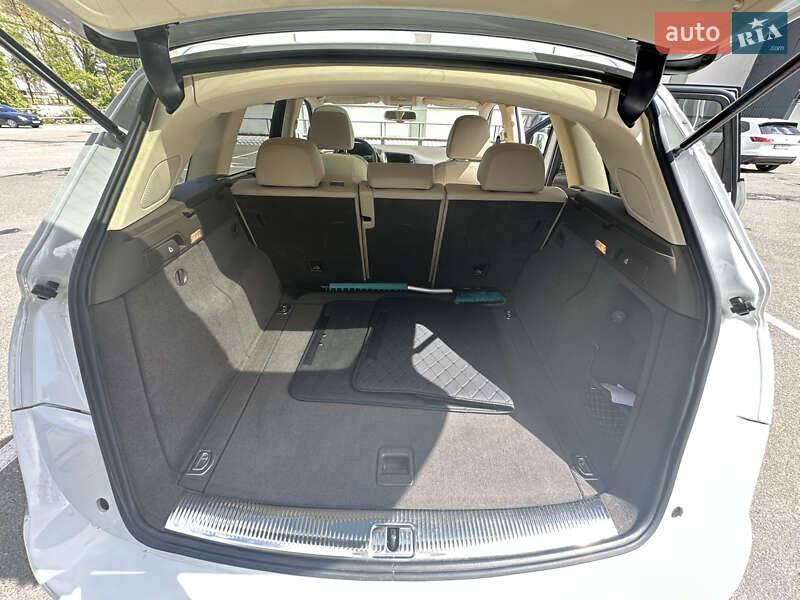 Внедорожник / Кроссовер Audi Q5 2016 в Киеве