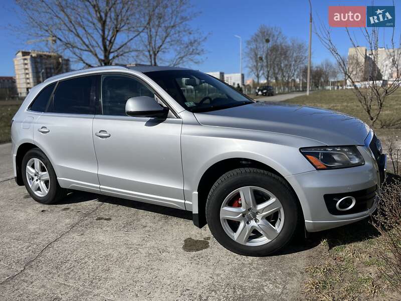Внедорожник / Кроссовер Audi Q5 2010 в Нетешине фото 15 Внедорожник / Кроссовер Audi Q5 2010 в Нетешине