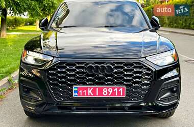 Позашляховик / Кросовер Audi Q5 2021 в 