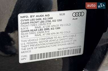 Позашляховик / Кросовер Audi Q5 2021 в 