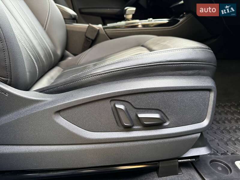 Внедорожник / Кроссовер Audi Q5 2021 в Киеве