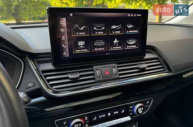 Позашляховик / Кросовер Audi Q5 2021 в 