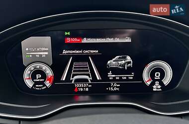 Позашляховик / Кросовер Audi Q5 2021 в 