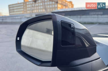 Внедорожник / Кроссовер Audi Q5 2021 в 