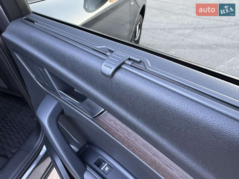 Внедорожник / Кроссовер Audi Q5 2021 в Киеве
