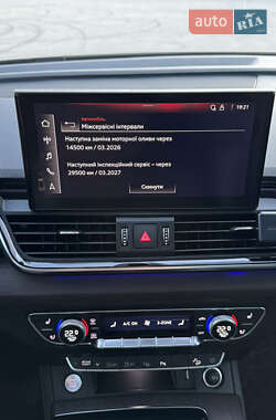 Внедорожник / Кроссовер Audi Q5 2021 в 