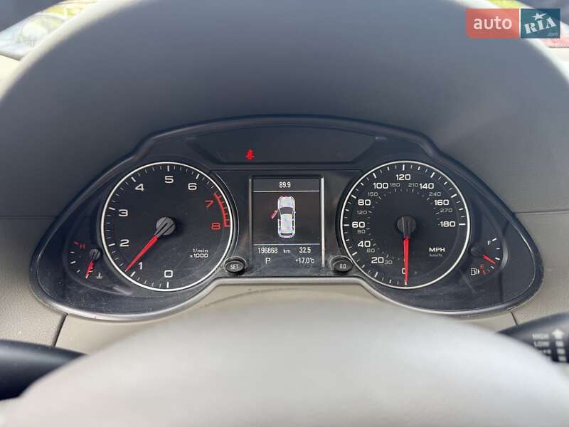 Внедорожник / Кроссовер Audi Q5 2011 в Киеве