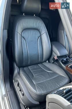 Позашляховик / Кросовер Audi Q5 2011 в 