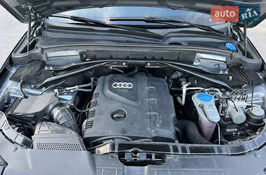 Позашляховик / Кросовер Audi Q5 2011 в 