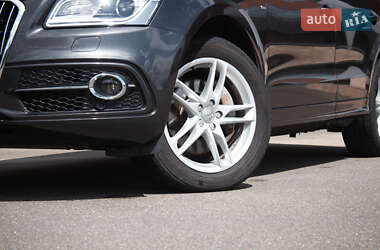 Внедорожник / Кроссовер Audi Q5 2016 в 