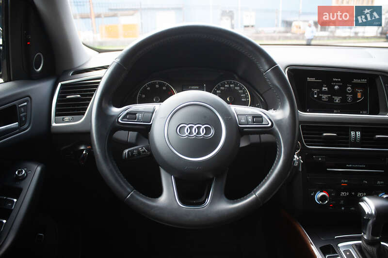 Внедорожник / Кроссовер Audi Q5 2016 в Киеве