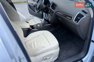 Позашляховик / Кросовер Audi Q5 2015 в 