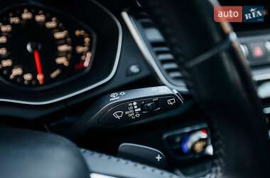 Позашляховик / Кросовер Audi Q5 2020 в 