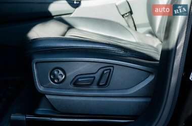 Позашляховик / Кросовер Audi Q5 2020 в 