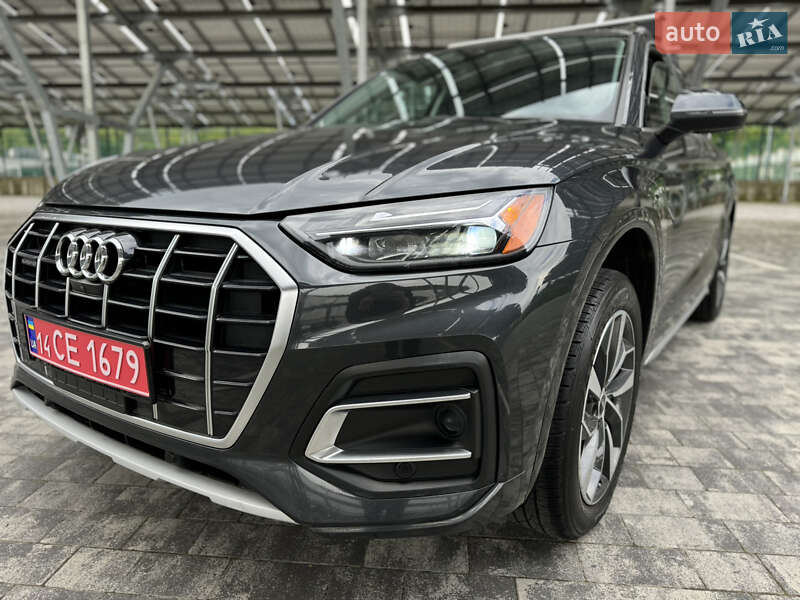 Внедорожник / Кроссовер Audi Q5 2020 в 